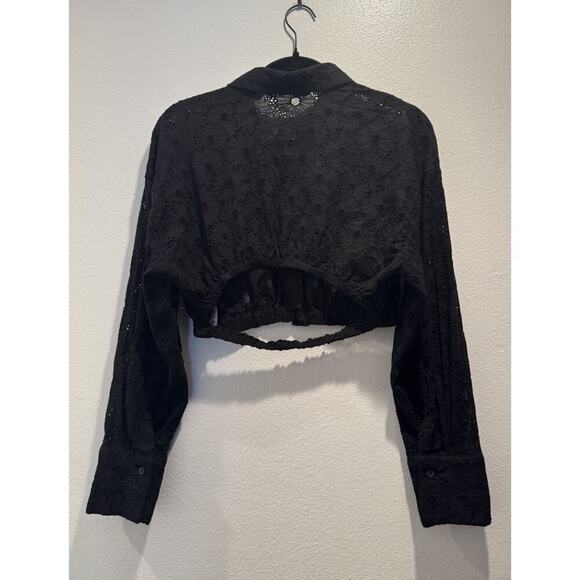 Zara Embroidered Crop Top Women’s Size Small Eyelet Black Floral Cut Out Back - Picture 2 of 9